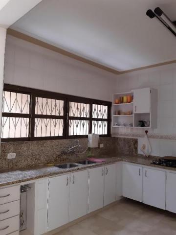 Casa com três suítes, em terreno enorme. - Foto 7