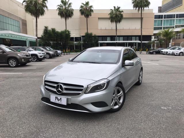 Mercedes-Benz A200 Urban 1.6 Turbo + Blindado