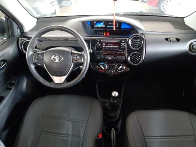 Toyota Etios Hb Xs 15 2018 Flex - Foto 6