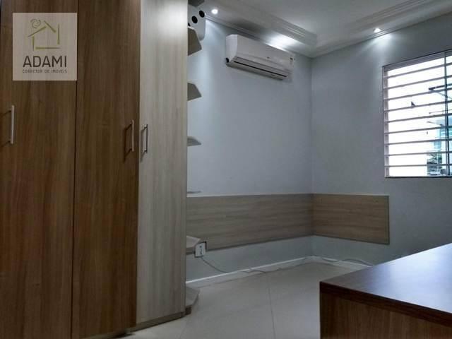 Excelente Casa Duplex, de Alto Padrão, no bairro Costazul. - Foto 14
