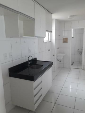 Apartamento na Ponta D'Areia, Suíte e Quarto, Locação