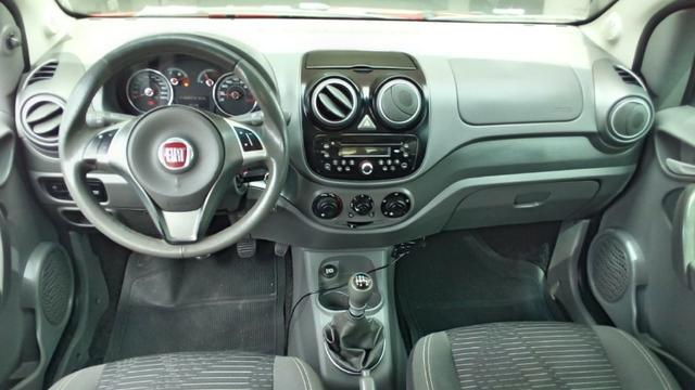 Fiat Pálio Attractive 1.4 2013 - Foto 8