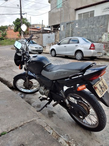 VENDE UM MOTO HONDA 150