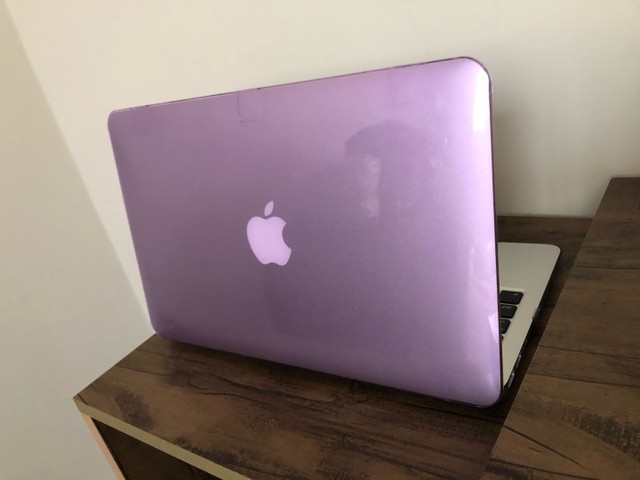 USADO MacBook Air Ano 2011 4GB 11 polegadas Core i5 com defeito no teclado