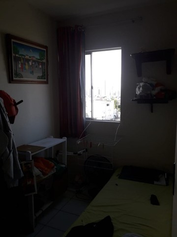 Apto 2qtos, armarios, Nascente, frente mar, andar alto... - Foto 5