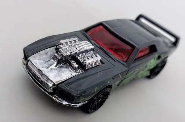 Miniatura Hot Wheels esc. 1:64 Mattel- *Marvel Shredster 1970 - Foto 2