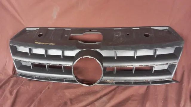 Grade Radiador  Volkswagen Amarok 2013 a2017