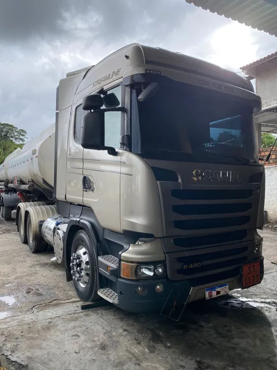 Scania R480 Streamline 6x4 traçado, Teto Alto, ano 2015