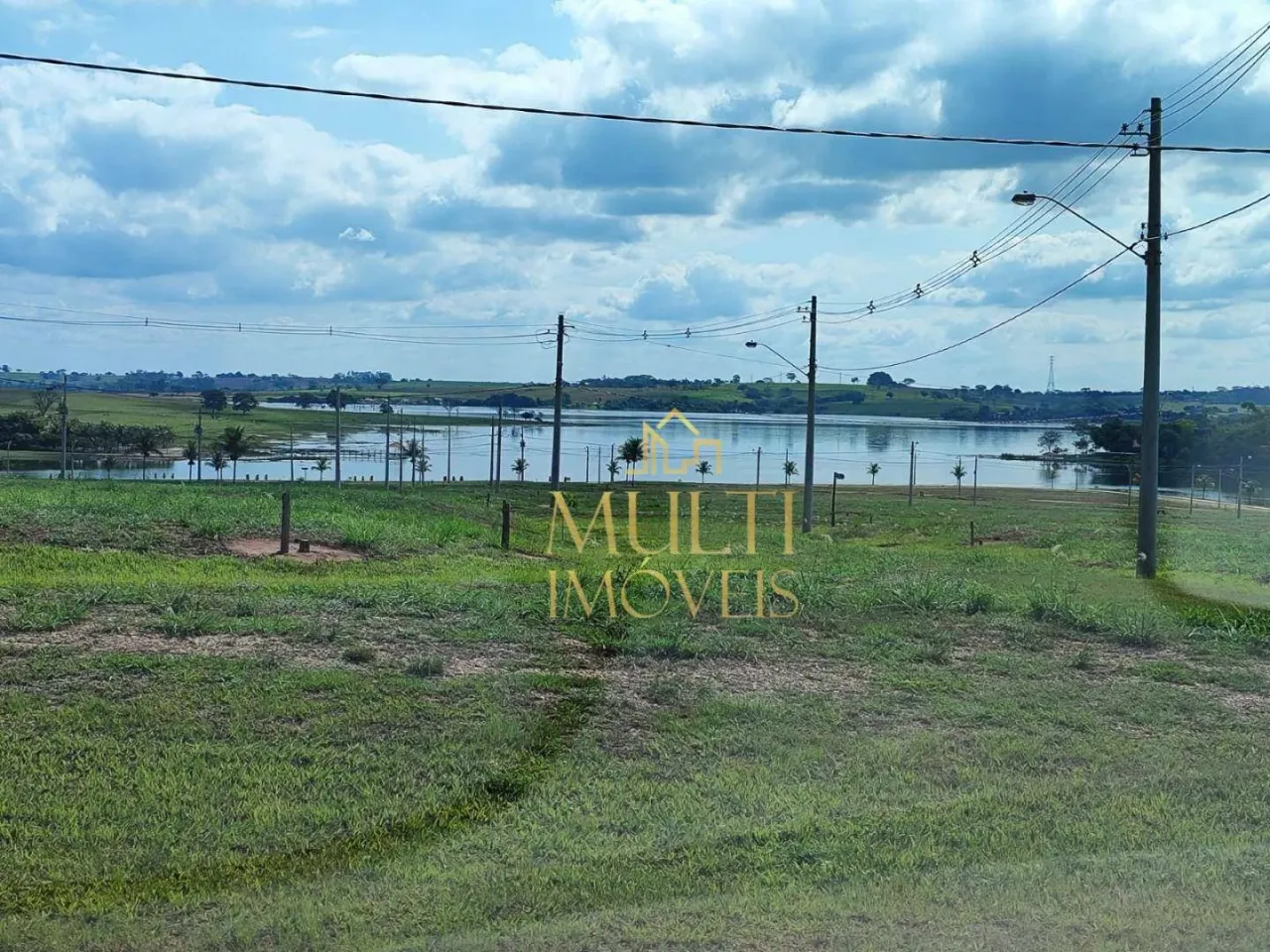 Rancho à venda por R$ 250.000 - Zona Rural - Zacarias/SP