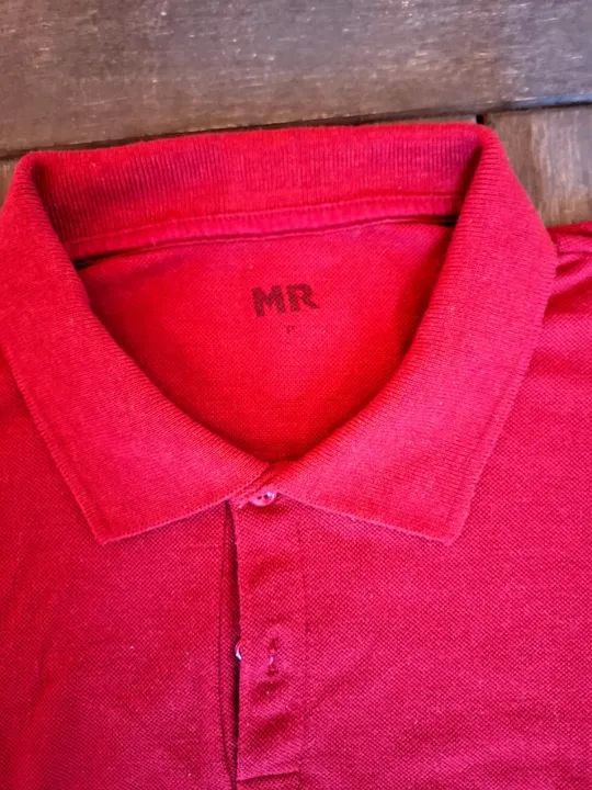 Kit 2 camisas polo Azul e Vermelho - Tam P - Foto 3