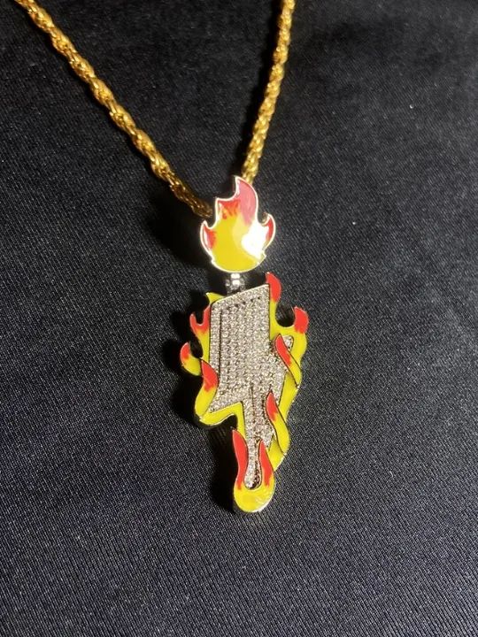 Pingente Raio Premium Cravejado - Foto 4
