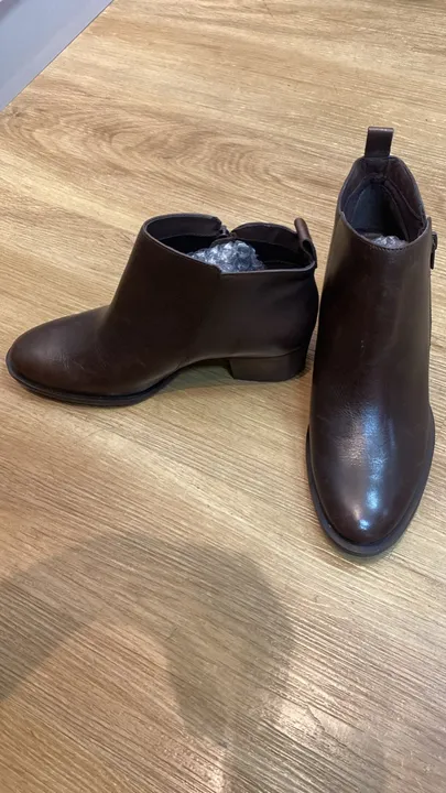 Bota Arezzo marrom 36