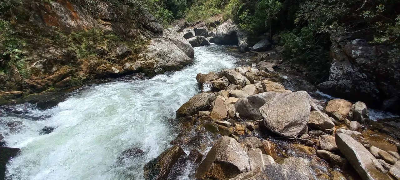 Terreno Com Rio e Corredeiras do Aiuruoca !! - Foto 2