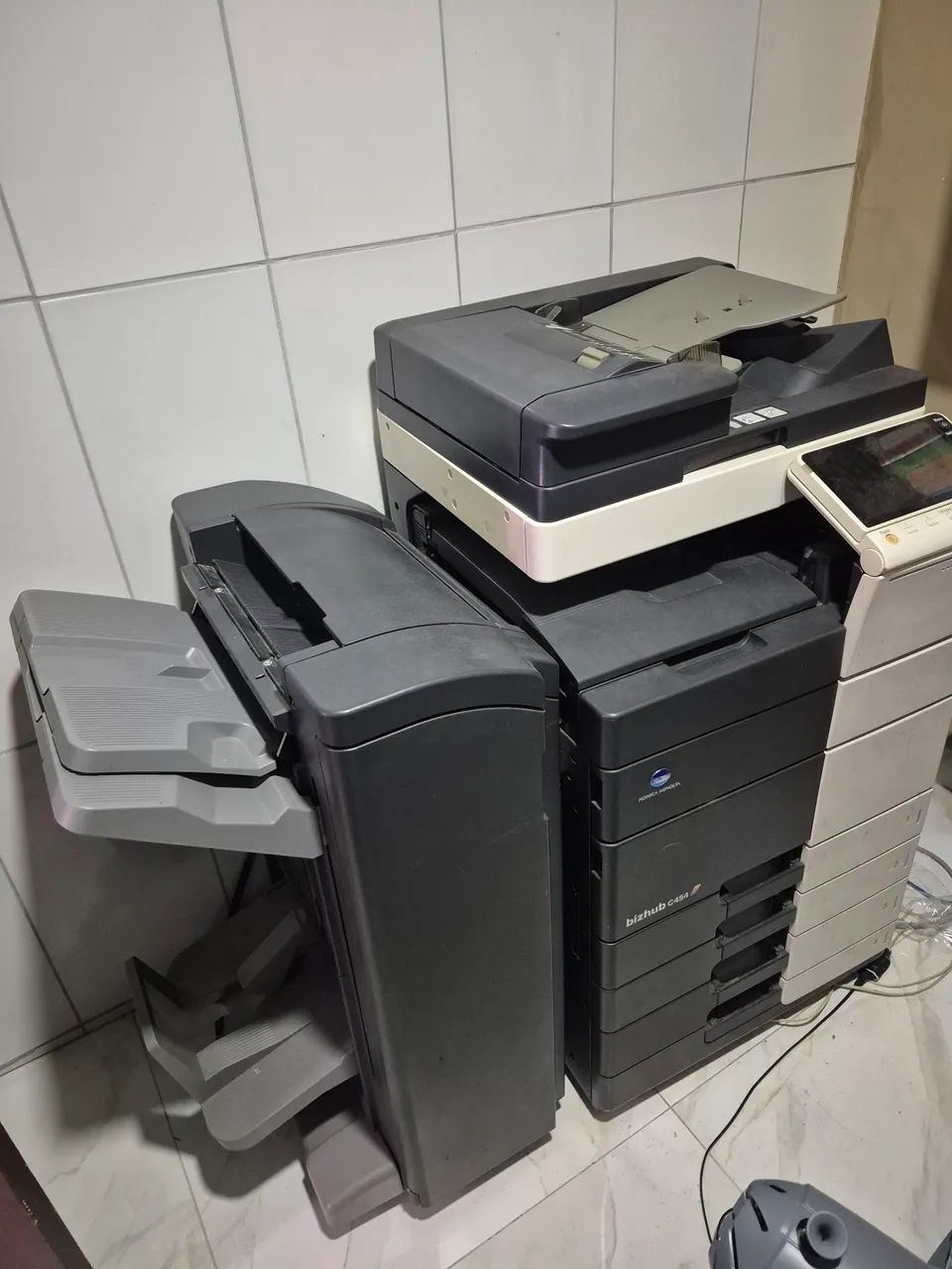 Multifuncional Konica Minolta Bizhub C454