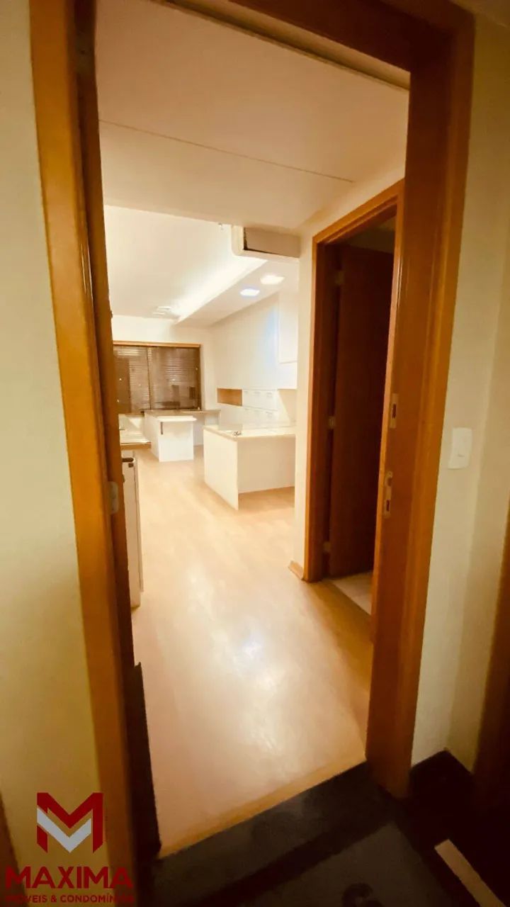 EXCELENTE SALA COMERCIAL NA BARRA DA TIJUCA - CONDOMÍNIO VISION - 22m²