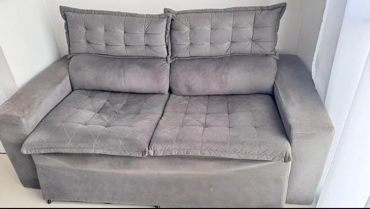 Sofá em excelente estado de conservação64842091852929121