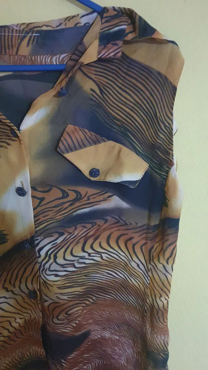 Blusa de seda estampada - Foto 4
