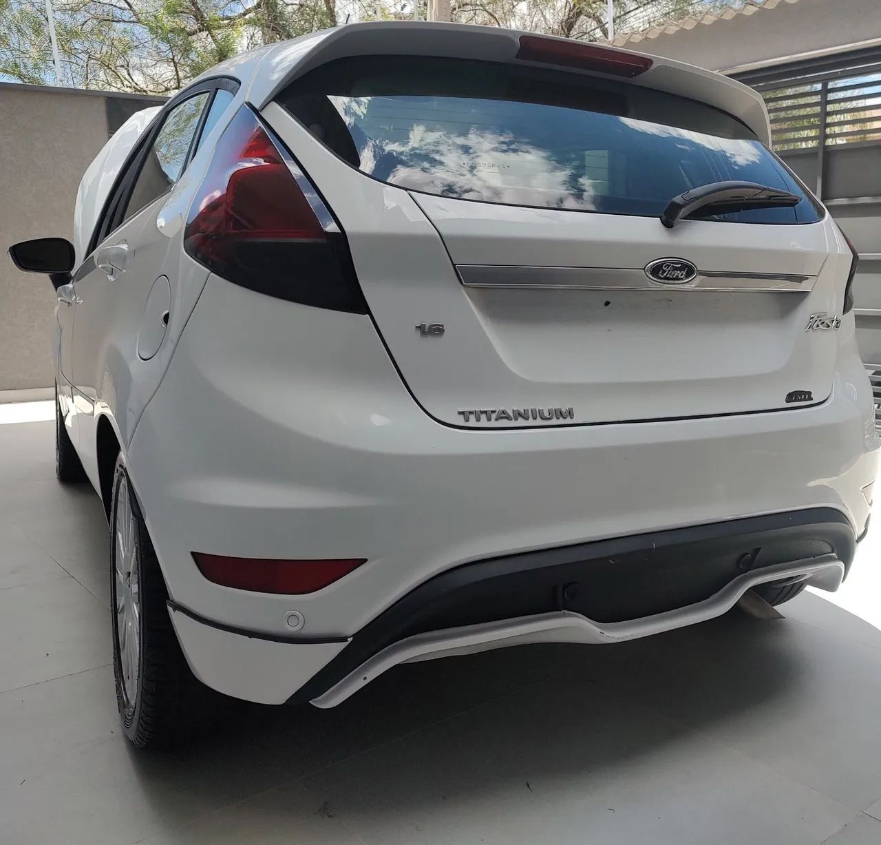 Ford Fiesta Titanium 1.6 16V Flex Mec. 2015 - Foto 9