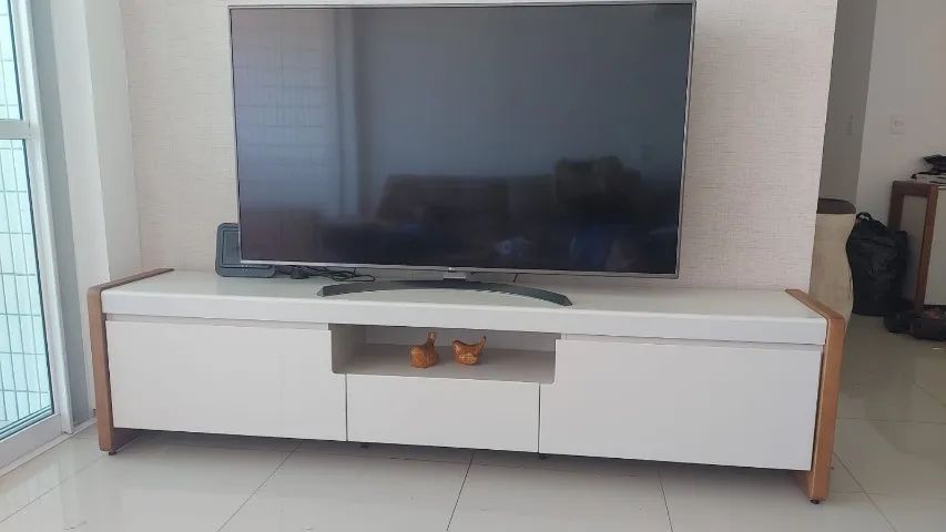 Rack para Tv até 75 Polegadas 2 Portas 1 Gaveta Bristol Off White e Naturale 225cm Off Whi