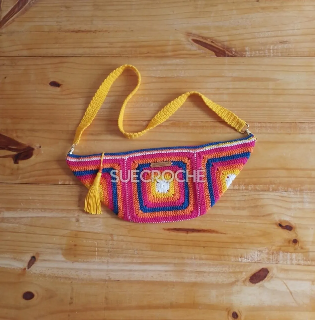 Bolsa pochete crochê colorida