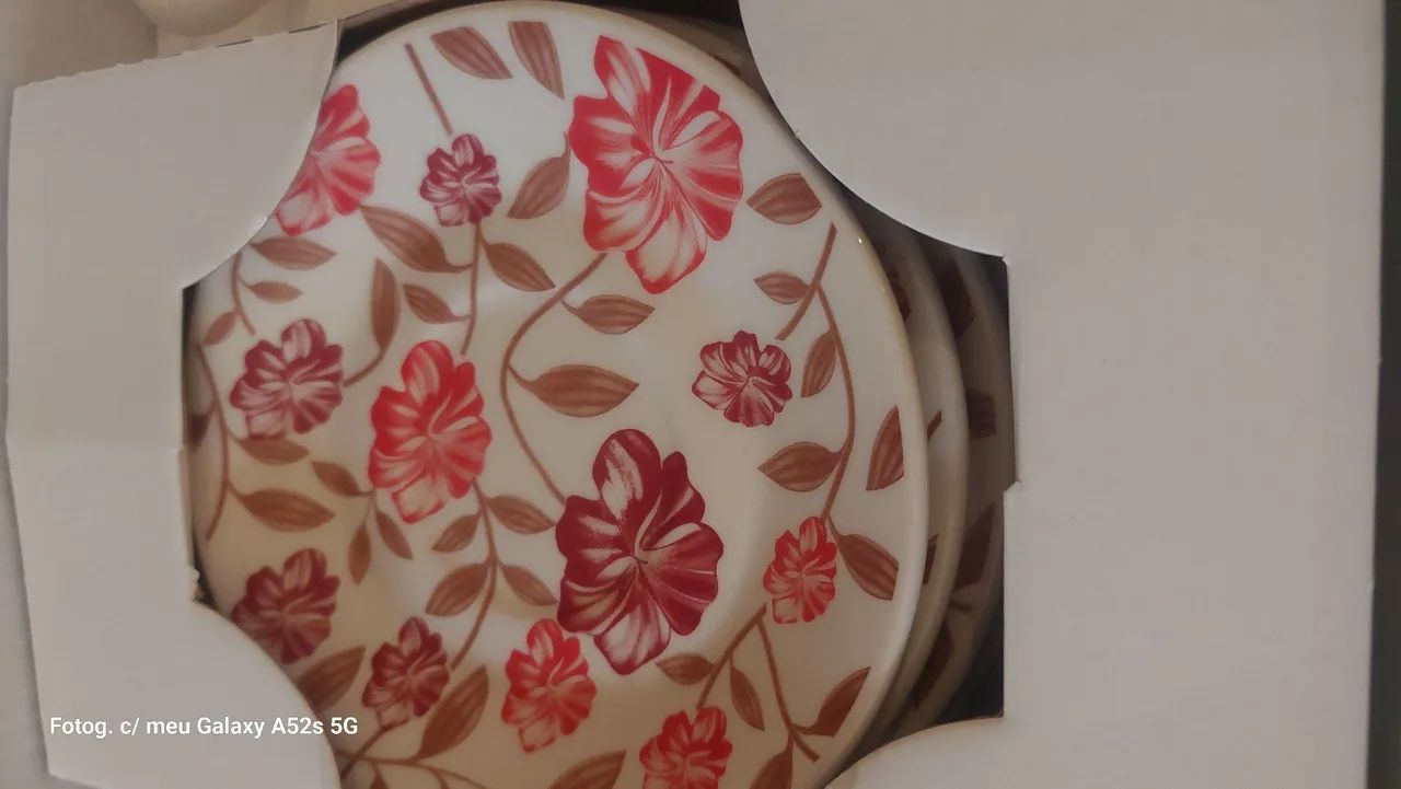 Jogo de xicaras com pires - Foto 3