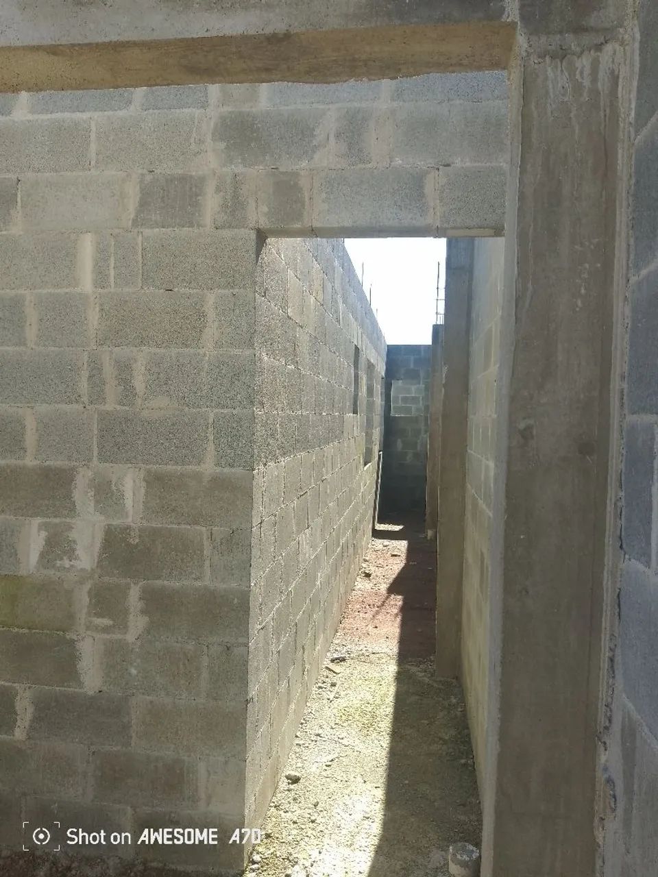 Vendo ou troco barracão industrial com 5 kitnet  - Foto 3