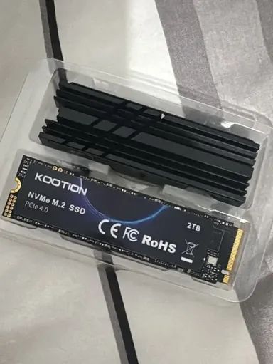 【中古】NVMe/M.2 SSD 2TB「Team CardeaZero」 ssd nvme 2tb