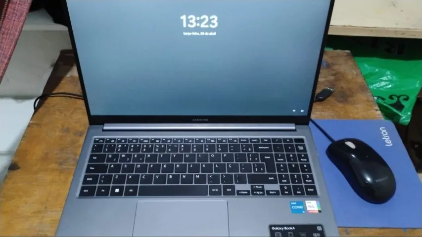 Notebook Galaxy book i5