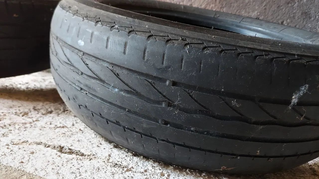 Pneu aro 15 Bridgestone 185/65 - Foto 5