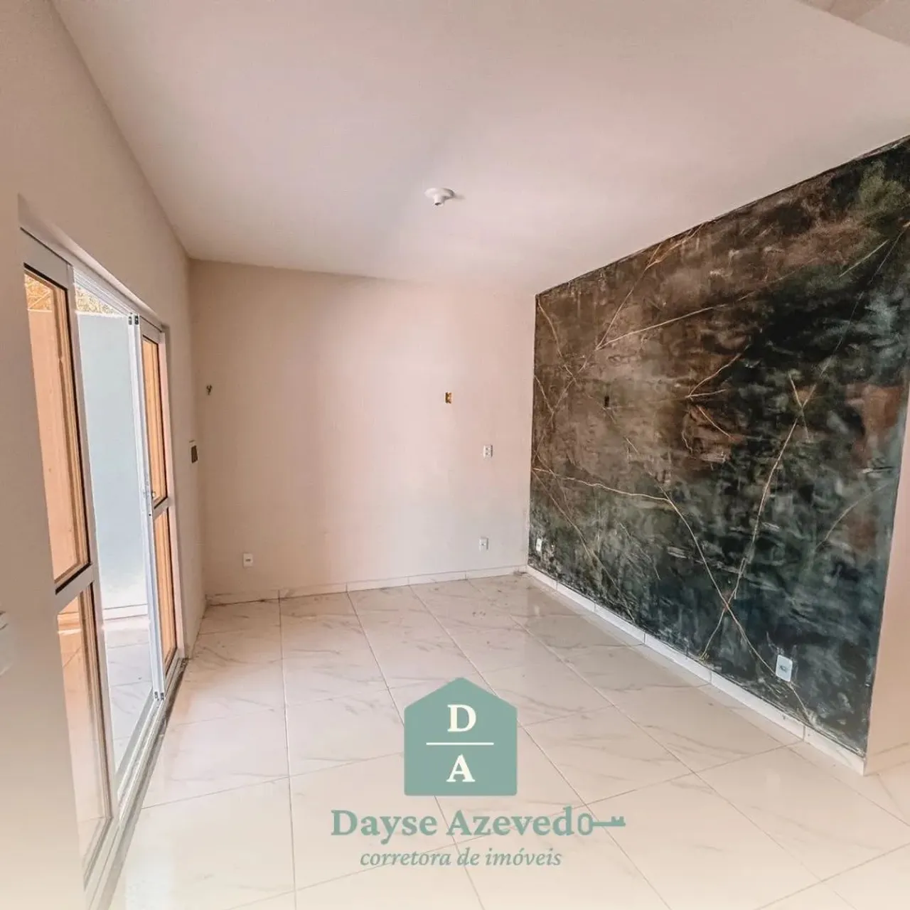 Casa no Conjunto Ponta Negra em terreno com 450 m² - Natal - RN