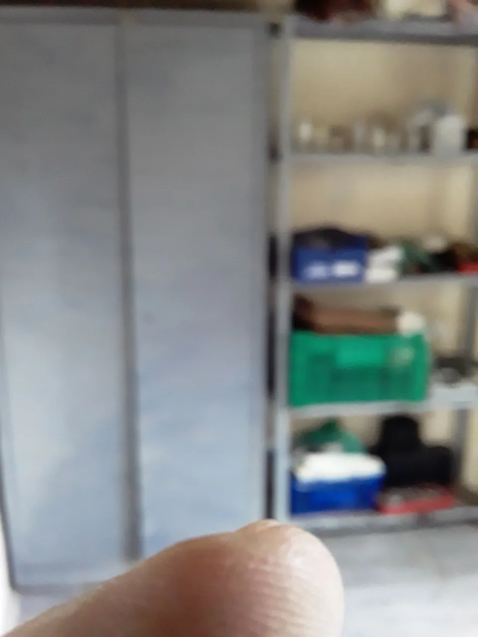 Armário de escritório com prateleiras