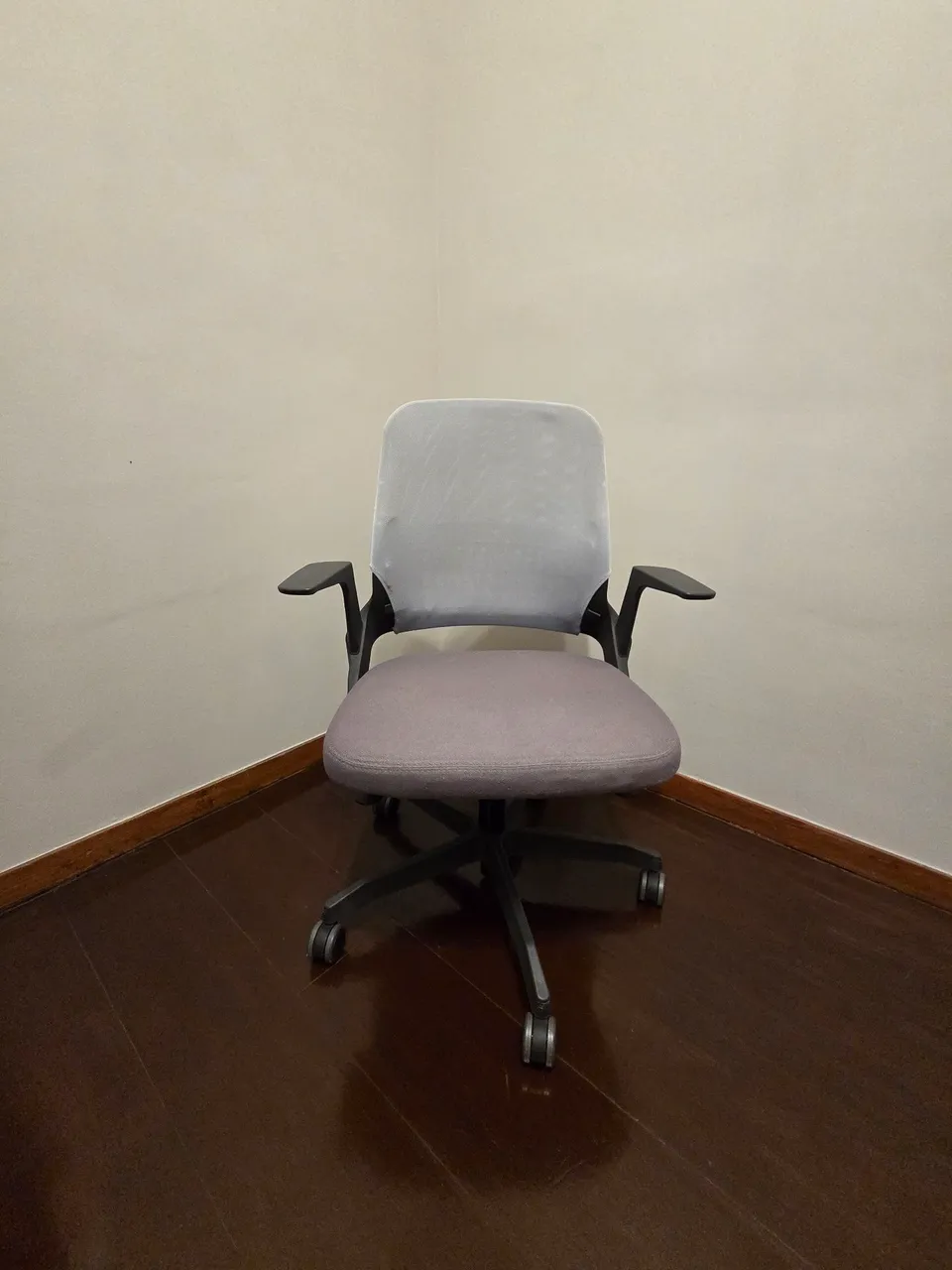 Cadeira de escritório My Chair da Flexform em perfeito estado