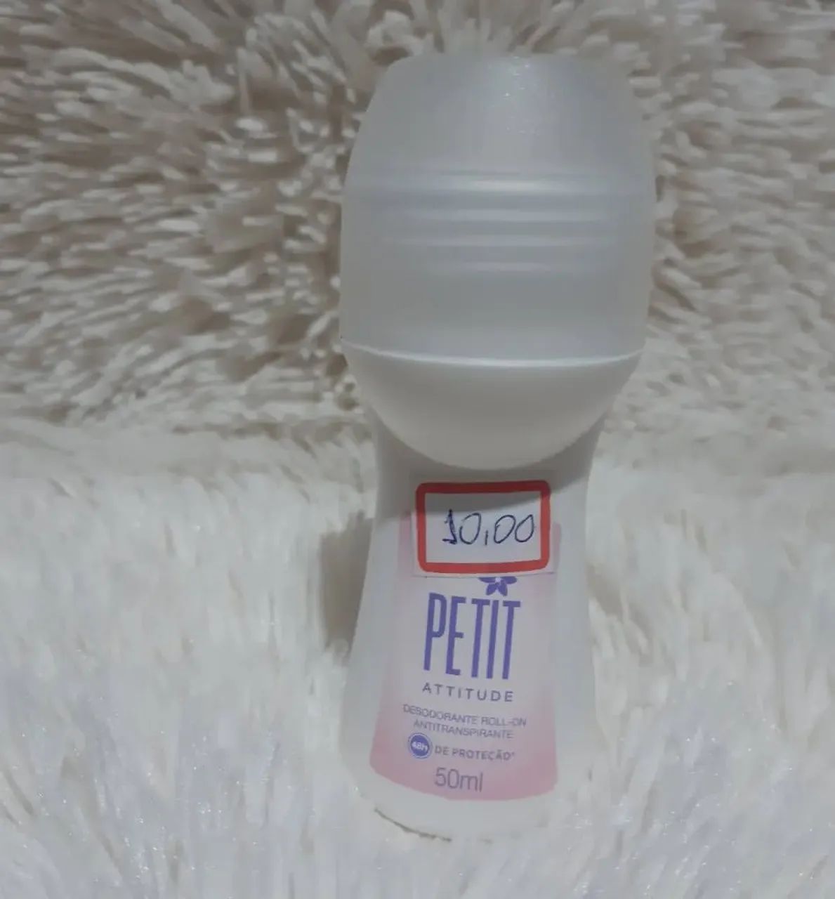 Desodorante Roll-on Antitranspirante Petit Attitude e erva doce