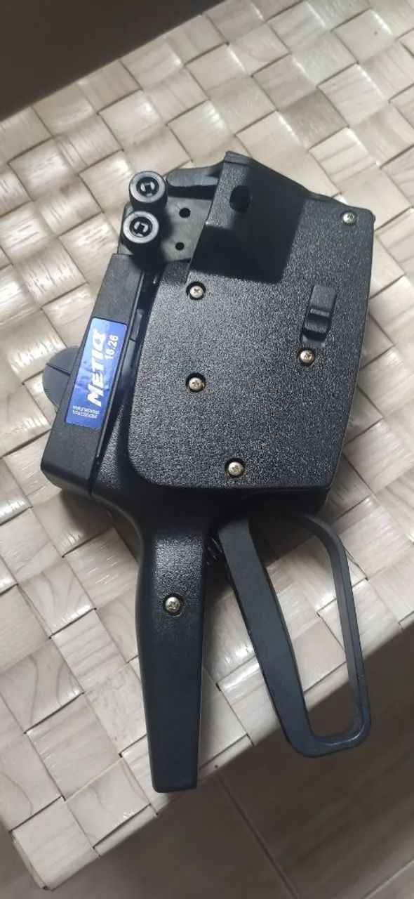 Etiquetadora METIQ 18/28