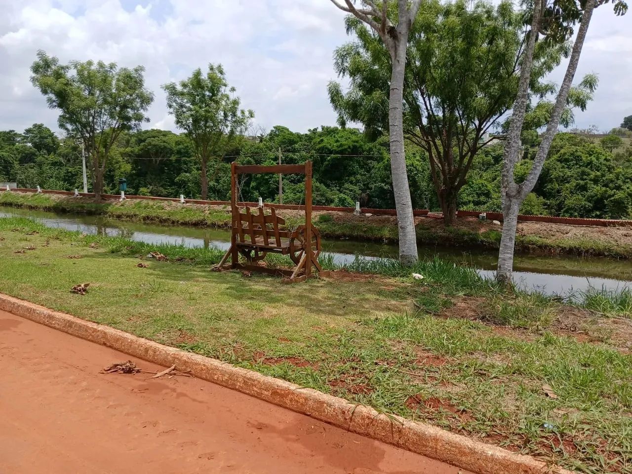 Lote de 554 m² no Residencial Copacabana - Foto 2
