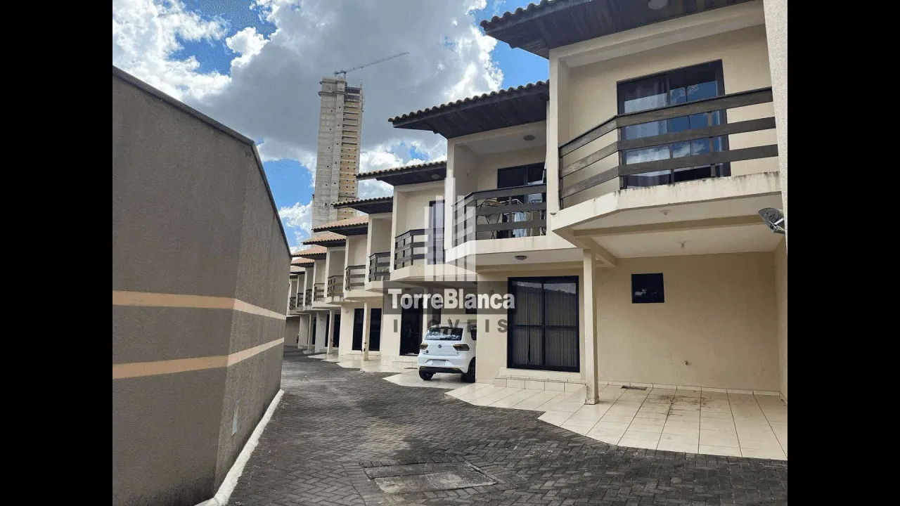 Sobrado para locação, 3 quartos sendo 1 suíte, 1 vaga de garagem, 130 m², Oficinas - Ponta