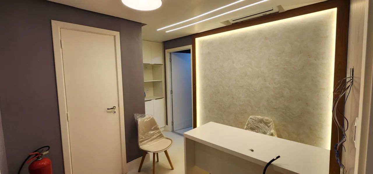 Vende-se Luxuosa sala Odontológica no Vieiralves  - Foto 3