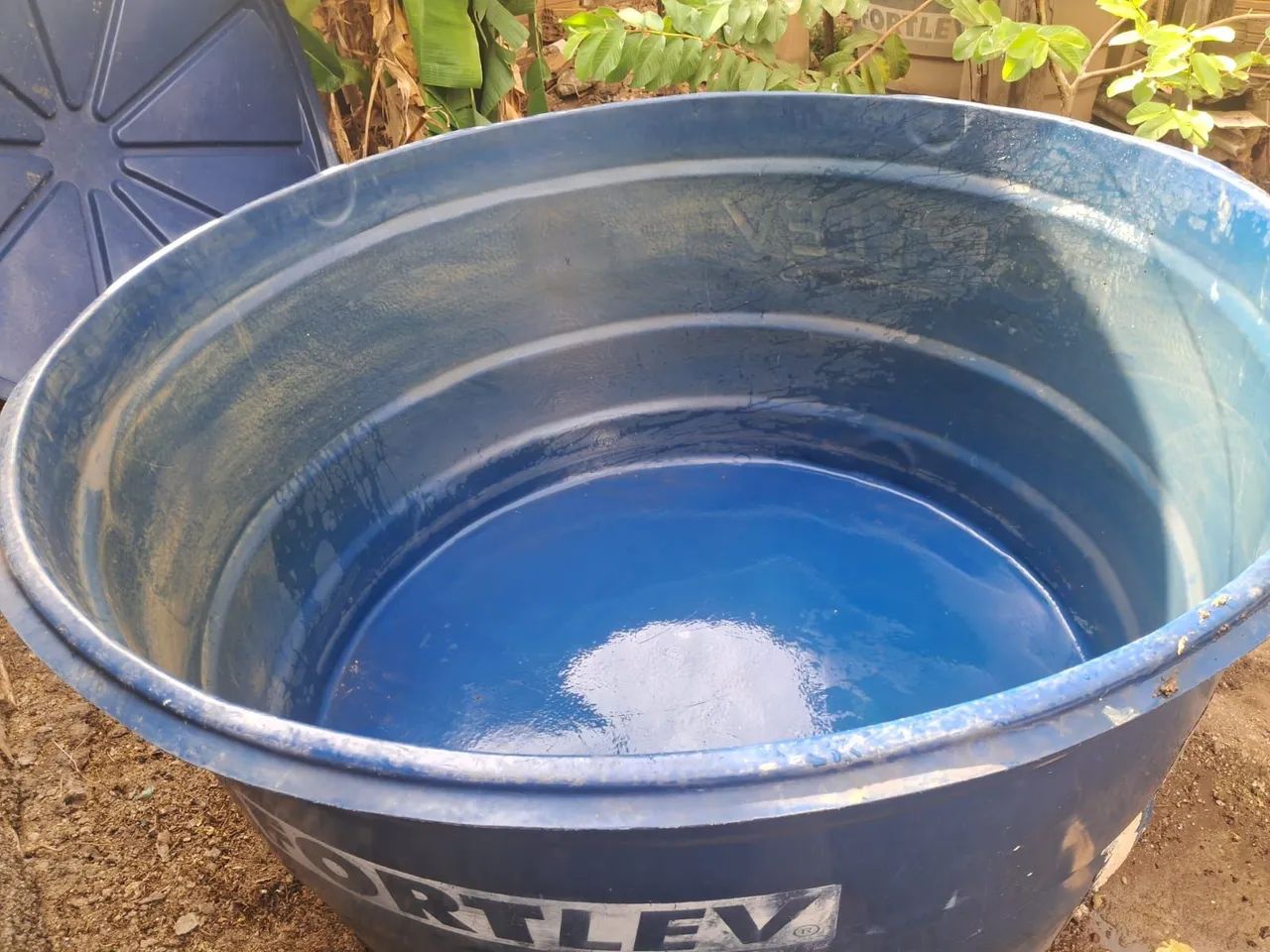 Caixa D'água Com problema 64316912786947124