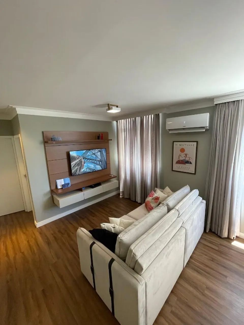 Apartamento deslumbrante ao lado da Beira Mar Norte - Porteira fechada - Foto 3