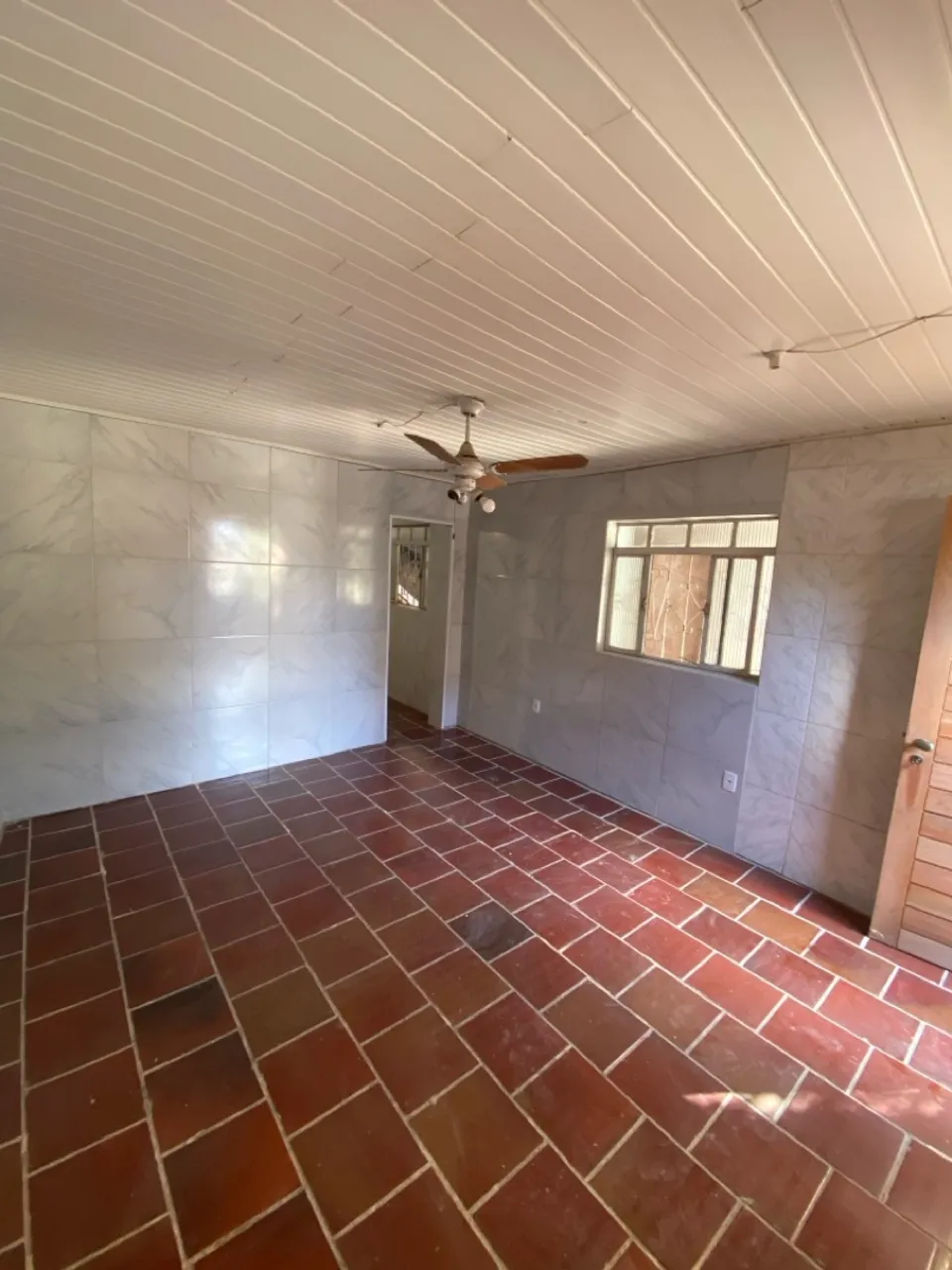 ? ALUGA-SE CASA ? DIRETO COM O PROPRIETÁRIO