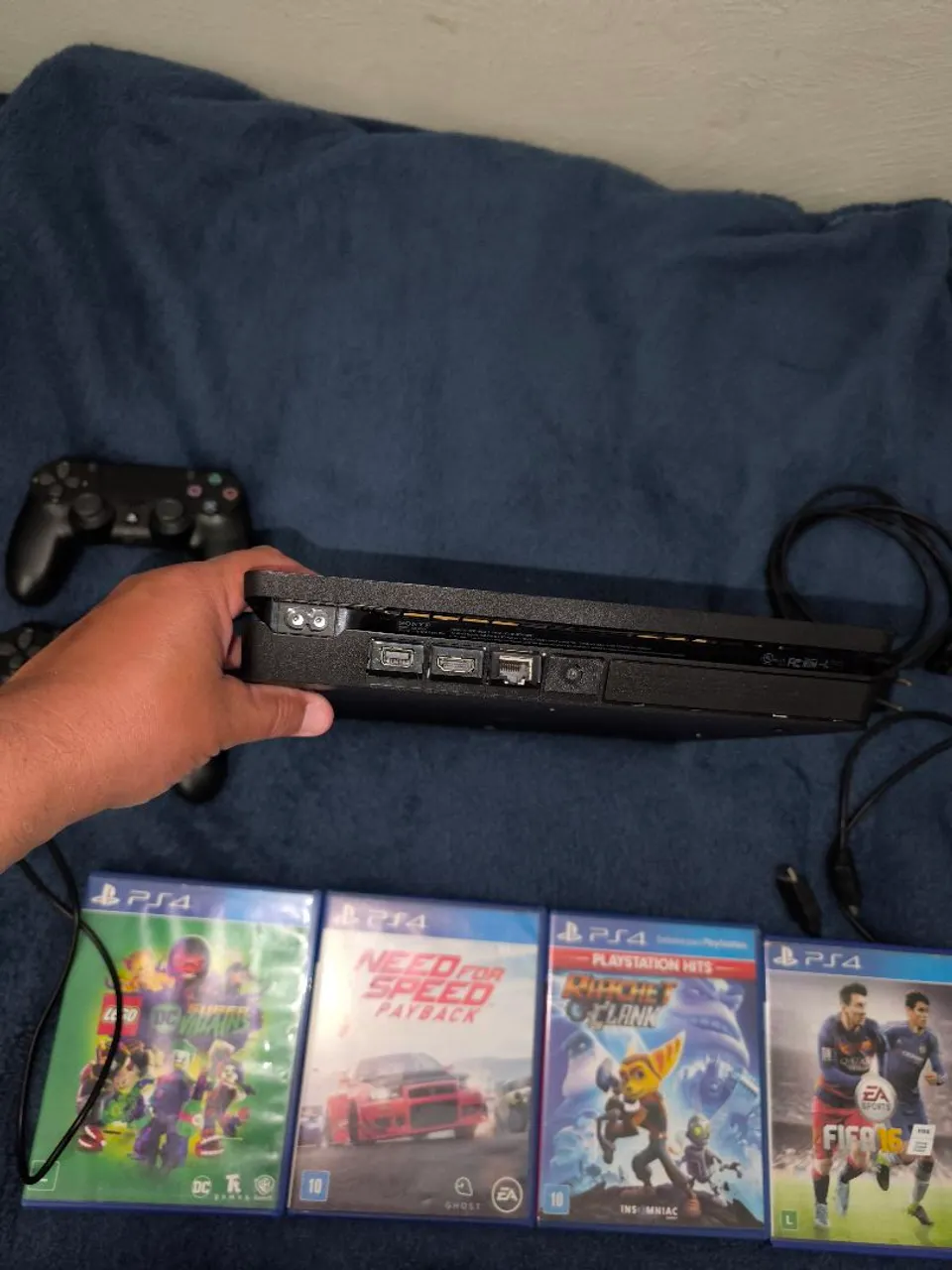 PlayStation 4 (PS4) com Jogos