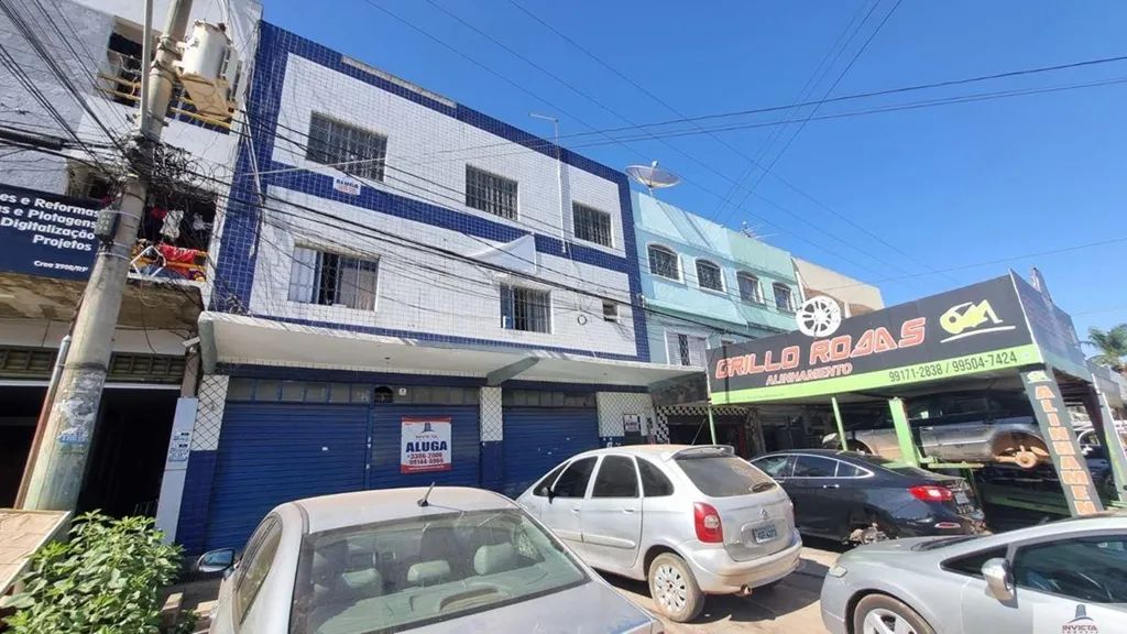 Amplo apt de frente