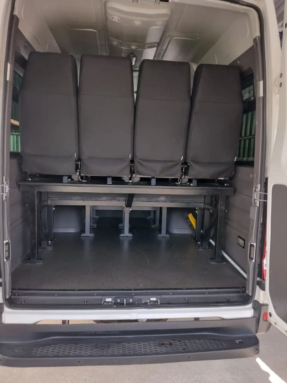 Iveco Daily 50-180 MiniBuss Turismo 2025 - Foto 13