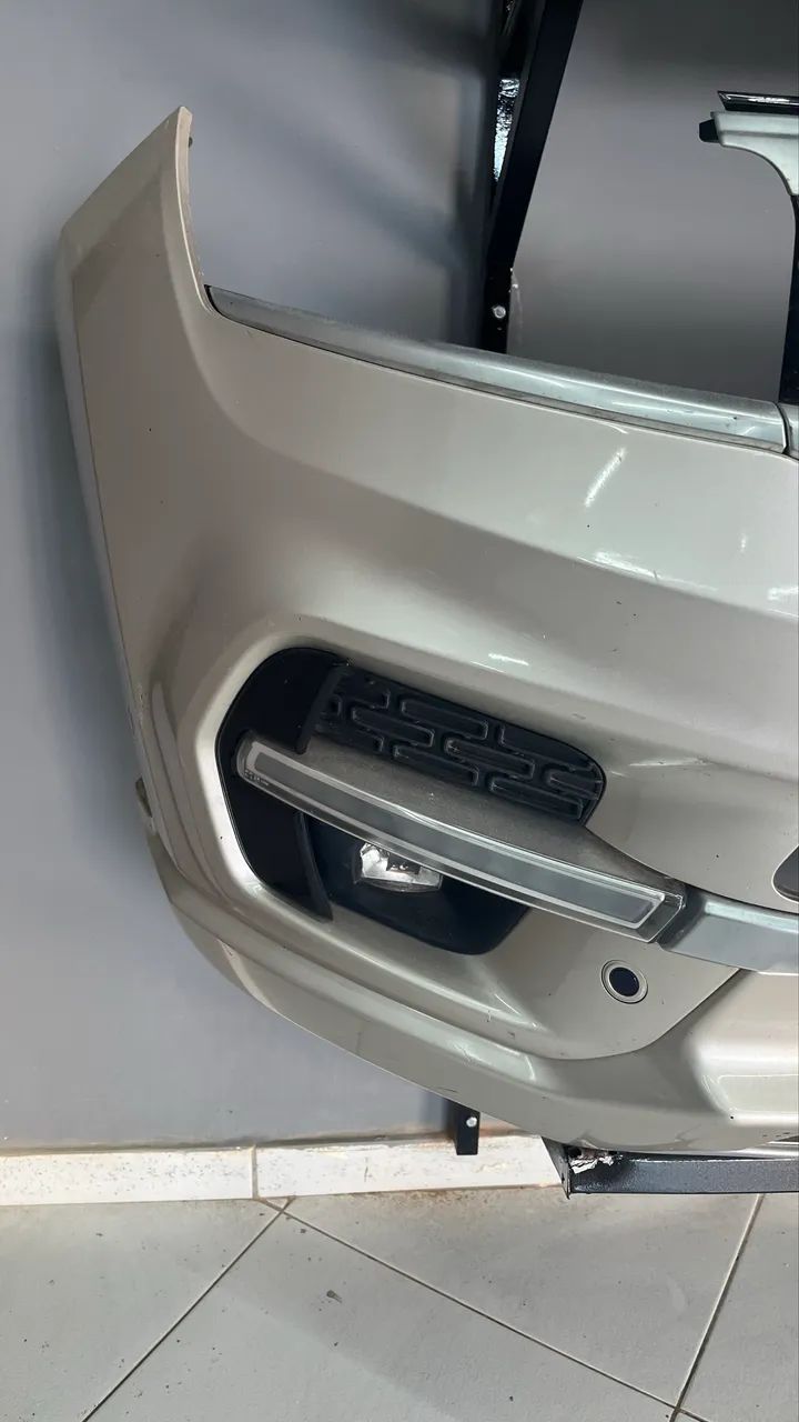 Parachoque Completo Jeep Commander 2022 A 2024 - Peças para carros