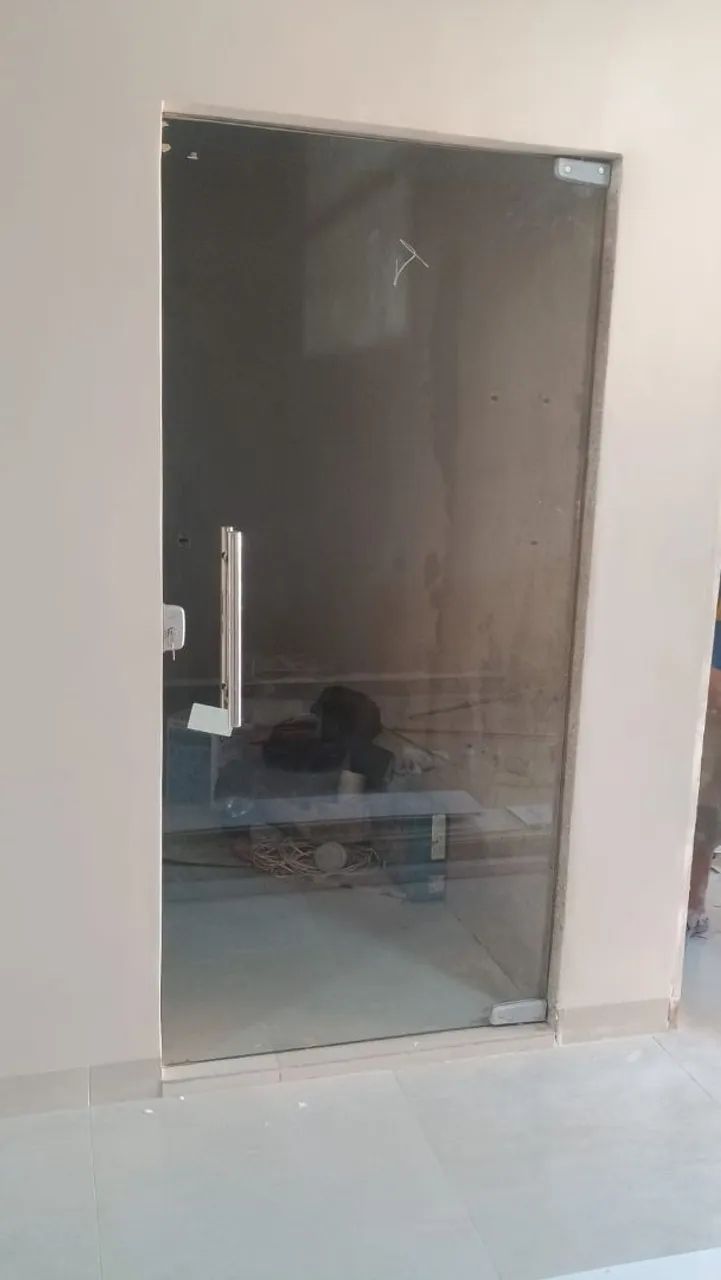 Porta de Vidro Temperado para Ambientes Modernos