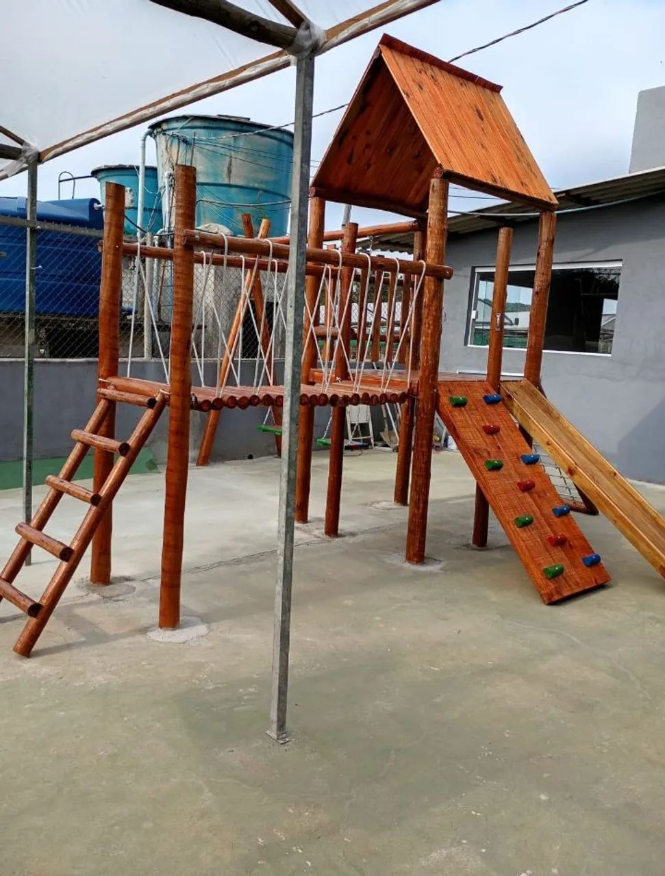 Playground parquinho de madeira completo  - Foto 5