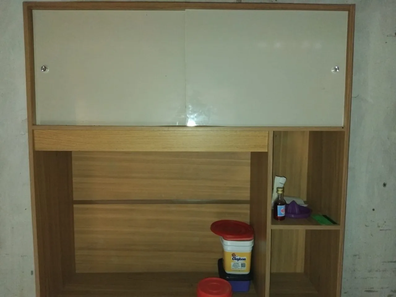 Armário de Cozinha Amadeirado