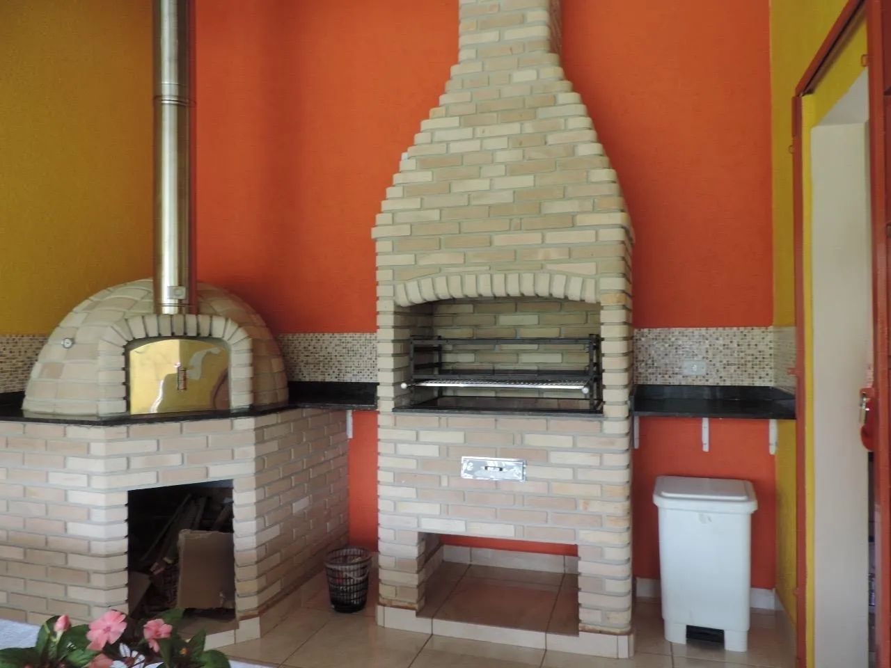 Casa de Temporada com Piscina e Churrasqueira - Foto 7