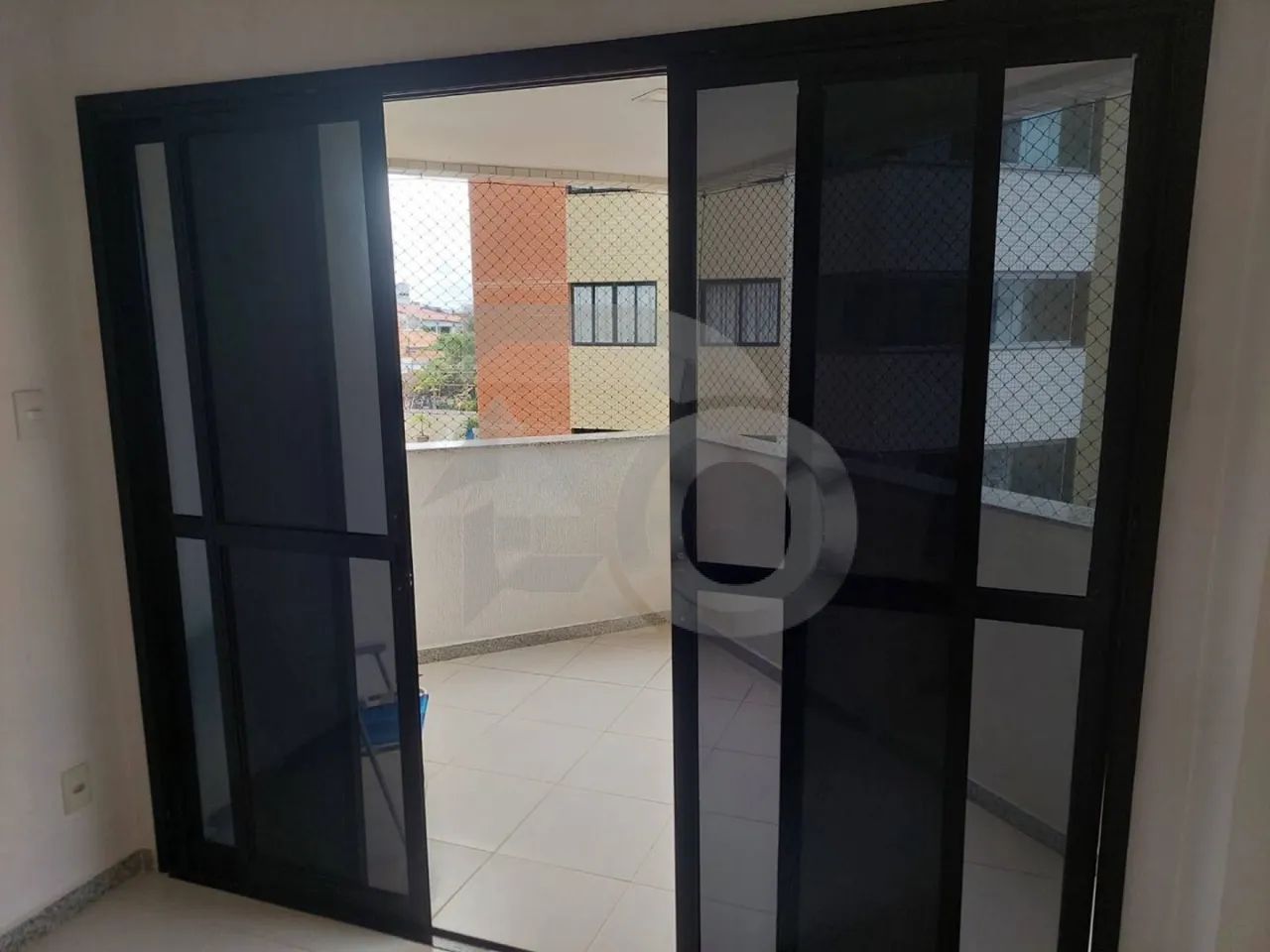Apartamento no Gran Farol com 3 Quartos, Suíte e Conforto na Coroa do Meio