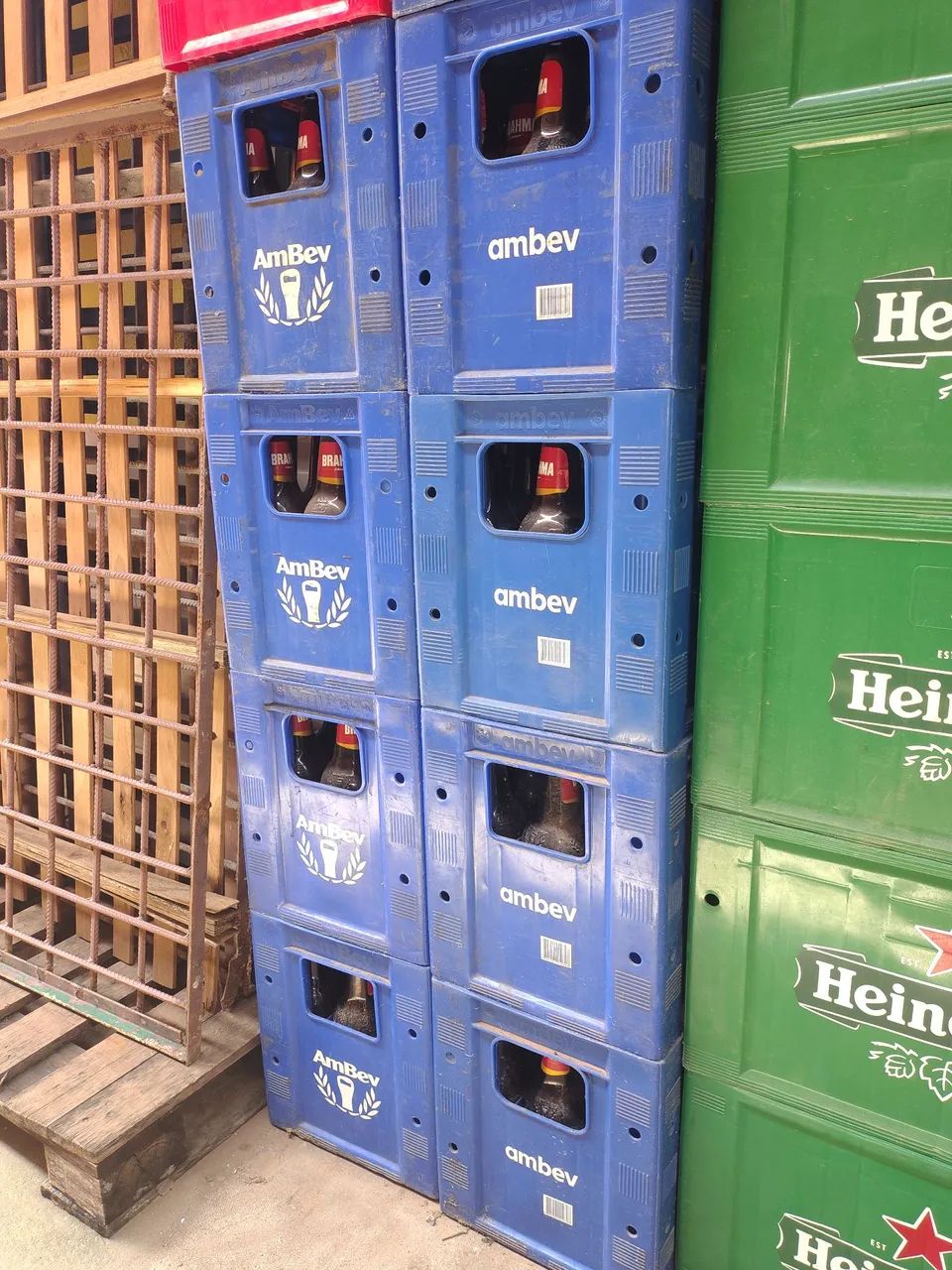 CAIXAS DE LITRÃO AMBEV